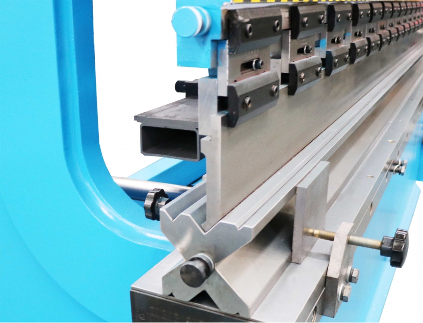 WE67Y-200T4000 Hydraulic Press Brake